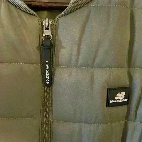 Mens New Balance Weekender Vest Size  Small - Picture 6 of 8
